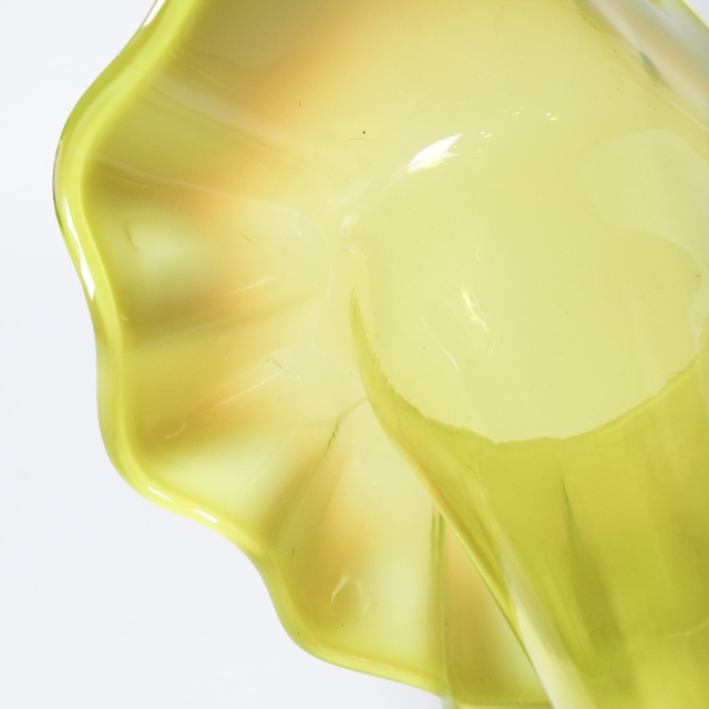 イギリス 1890年代 オパールセントガラス フラワーベース