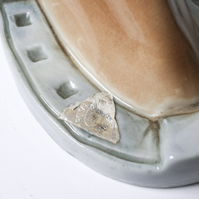 イギリス 1940年代 Royal Dux ロイヤルダックス 馬のフィギュリン