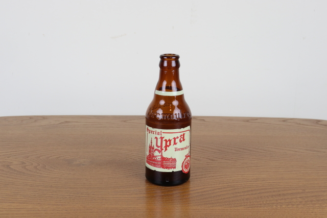 ベルギー　アンティーク YPRA　ビール瓶　ガラス　一輪挿し　花瓶　