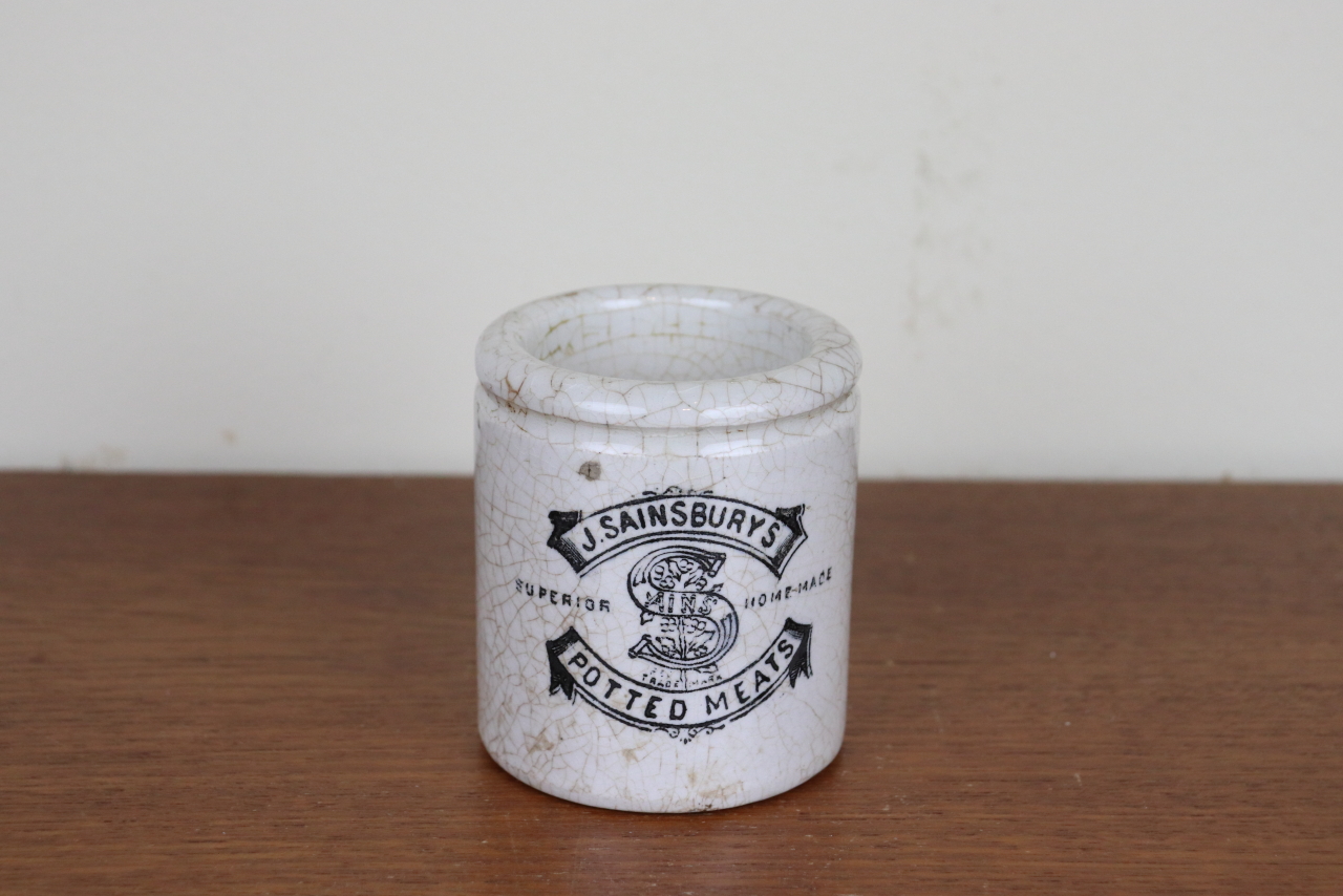 イギリス　アンティーク　フィッシュミートポット　陶器　花瓶　小物入れ　ペン立て　カトラリー立て