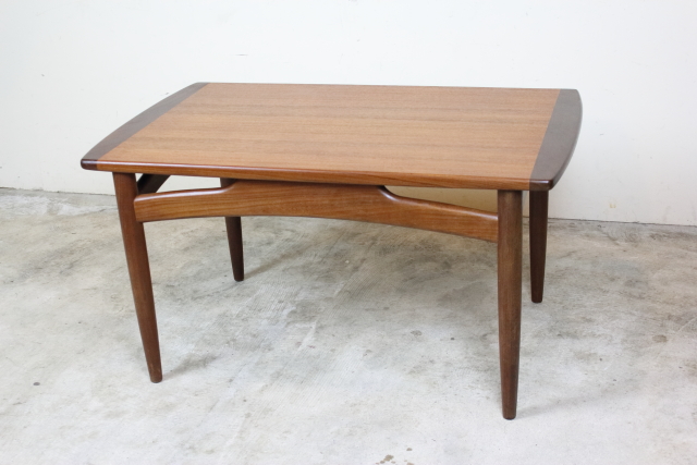 g-plan　ジープラン　コーヒーテーブル　フレスコ