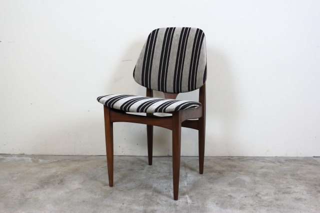 Elliotts of Newbury　ダイニングチェア　イギリス　ヴィンテージ　ファブリック