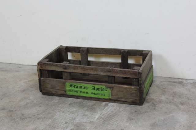 イギリス　アンティーク　木箱　農場　ウッドボックス