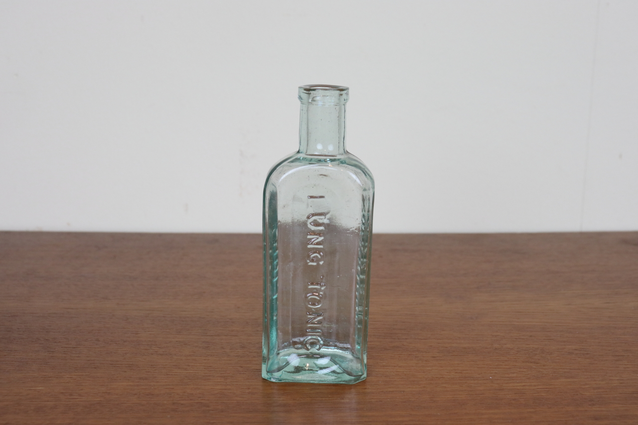 イギリス　アンティーク　ガラス瓶　ボトル　一輪挿し　フラワーベース　花瓶