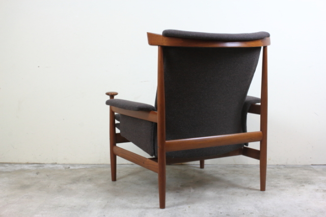 Finn Juhl (洋書） Finn Juhl FD133 Spade Chair (2)｜Luca Scandinavia | 北欧