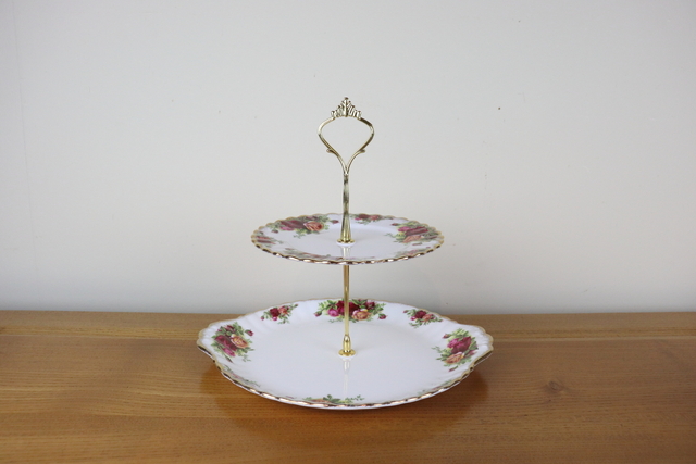 ロイヤルアルバート ROYAL ALBERT　オールドカントリーローズ  2段ケーキスタンド