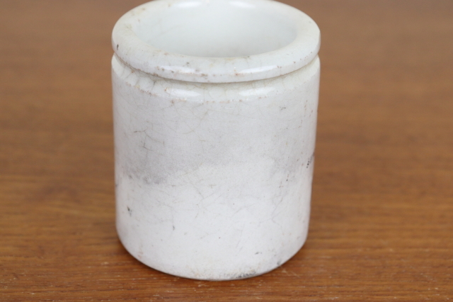 イギリス　アンティーク　フィッシュミートポット　陶器　花瓶　小物入れ　ペン立て　カトラリー立て　