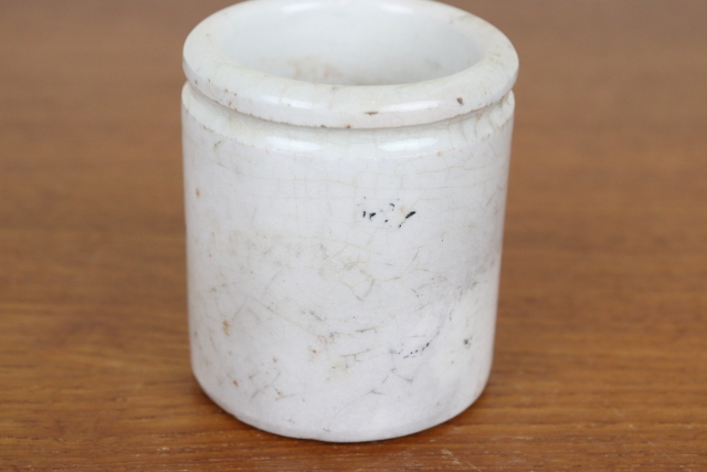 イギリス　アンティーク　フィッシュミートポット　陶器　花瓶　小物入れ　ペン立て　カトラリー立て　