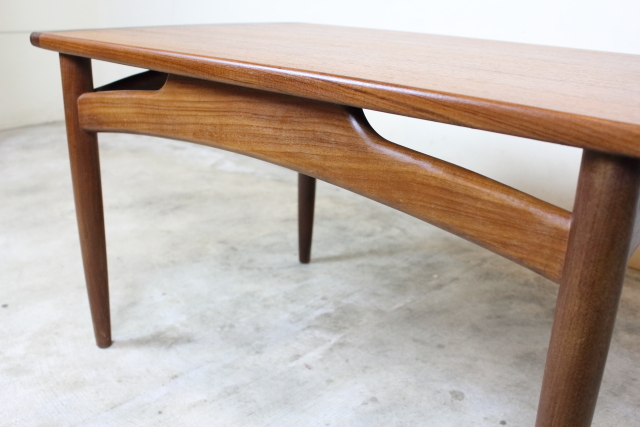 g-plan　ジープラン　コーヒーテーブル　フレスコ