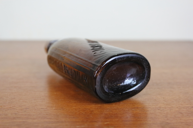 アポテーケ　APOTHEKE　薬瓶　ビン　花瓶　一輪挿し