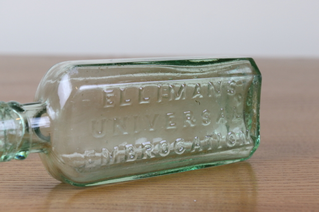 イギリス　アンティーク　薬瓶　ガラスビン　一輪挿し　ボトル