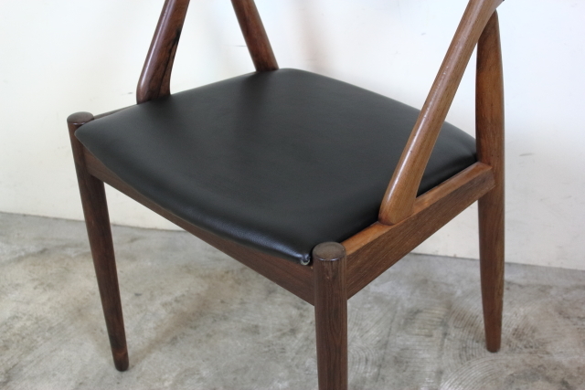 カイクリスチャンセン　ダイニングチェア　ローズウッド