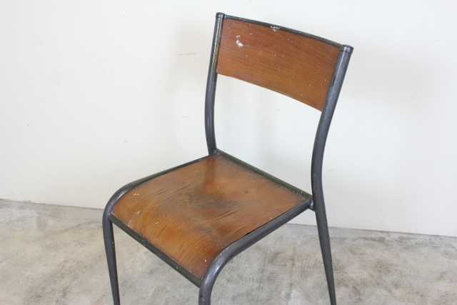 フランス　スクールチェア　スタッキングチェア　パイプ