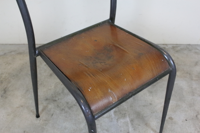 フランス　スクールチェア　スタッキングチェア　パイプ