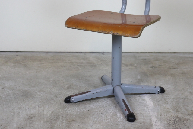 イギリス　ヴィンテージ　チャイルドチェア