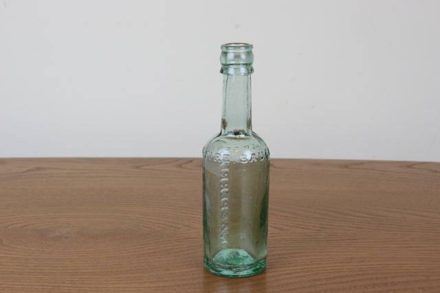 イギリス　アンティーク　ウスターソース　ガラス瓶　一輪挿し