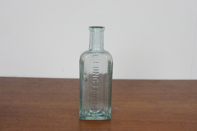 イギリス　アンティーク　ガラス瓶　ボトル　一輪挿し　フラワーベース　花瓶