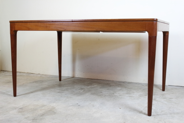 デンマーク　北欧　エクステンションダイニングテーブル　チーク　ヴィンテージ