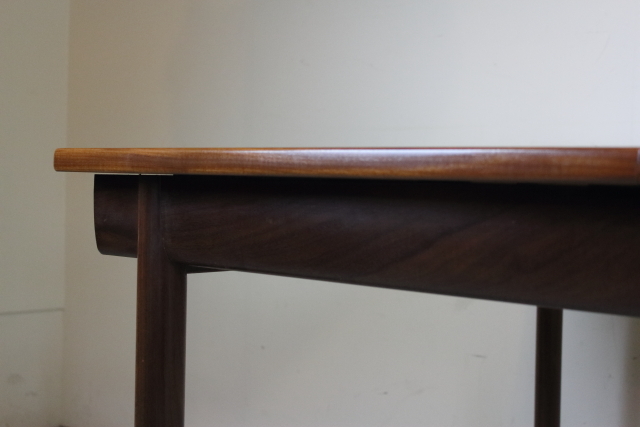 White&Newton　エクステンションダイニングテーブル　イギリス　ヴィンテージ家具