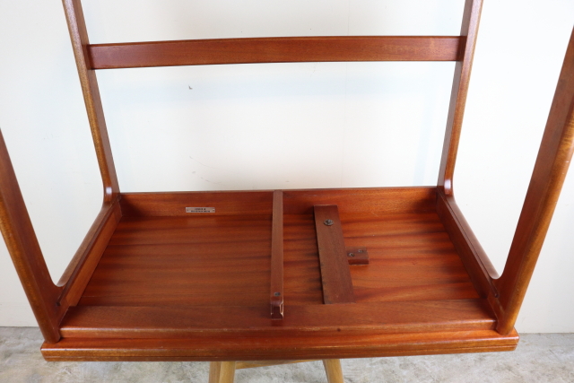 イギリス　マッキントッシュ　ネストテーブル　ヴィンテージ　チーク