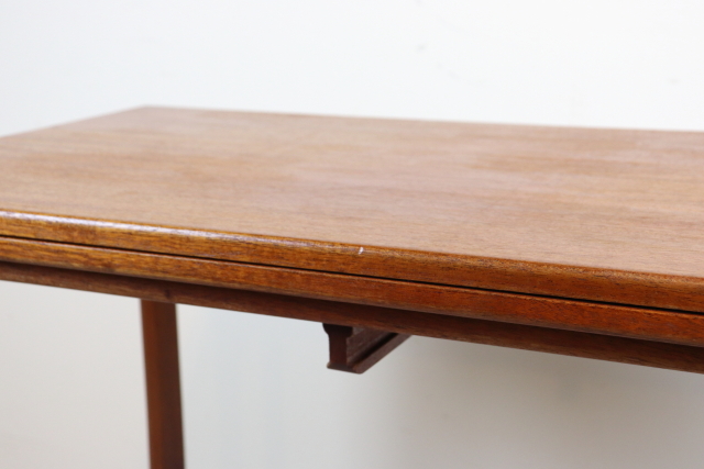 イギリス　マッキントッシュ　ネストテーブル　ヴィンテージ　チーク