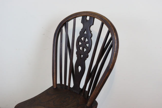 イギリス　アンティーク　ホイルバックチェア　ウィンザーチェア　ダイニングチェア