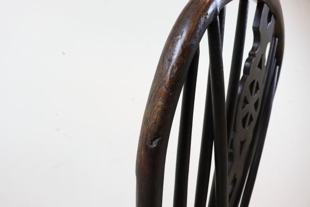 イギリス　アンティーク　ホイルバックチェア　ウィンザーチェア　ダイニングチェア