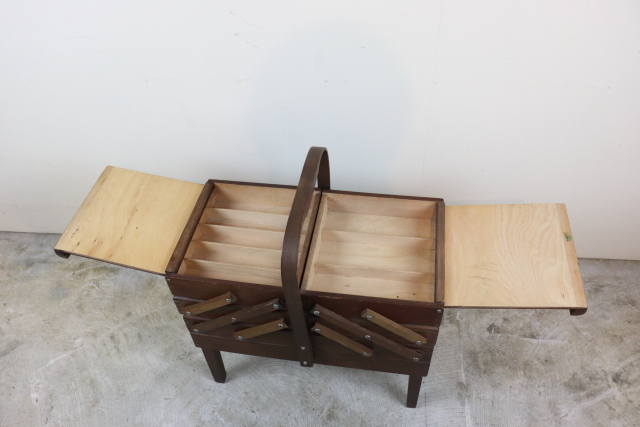 イギリス　ヴィンテージ　ソーイングボックス　アンティーク