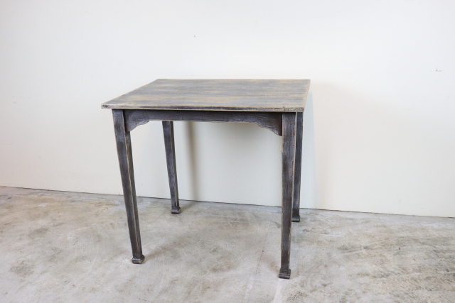 イギリス　ヴィンテージ　テーブル　デスク　机　シャビー