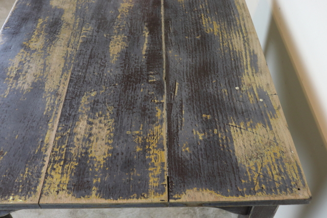 イギリス　ヴィンテージ　テーブル　デスク　机　シャビー