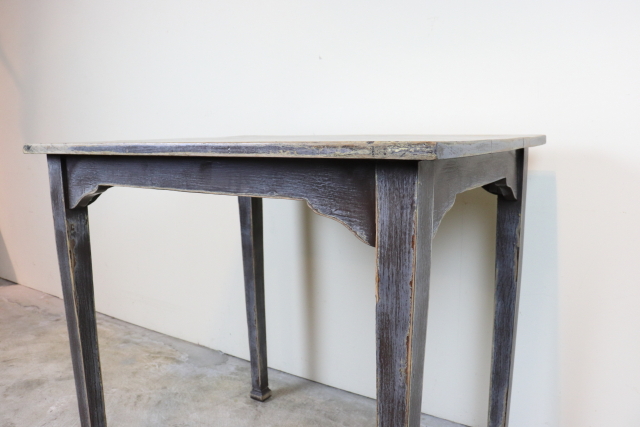 イギリス　ヴィンテージ　テーブル　デスク　机　シャビー