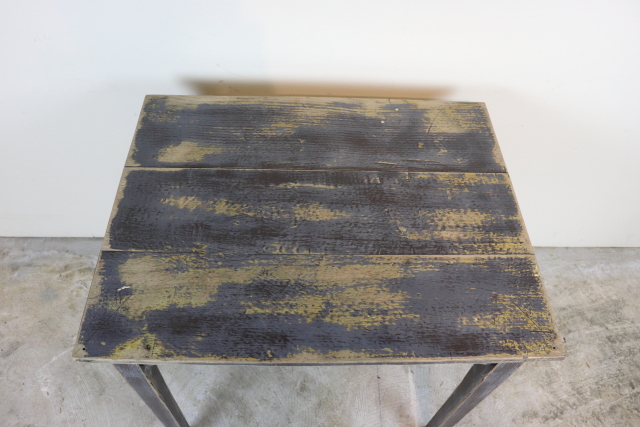 イギリス　ヴィンテージ　テーブル　デスク　机　シャビー