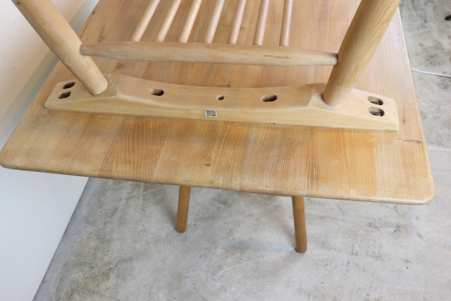 アーコール　ercol　ラック付テーブル　ダイニングテーブル　ブレックファストテーブル　ヴィンテージ