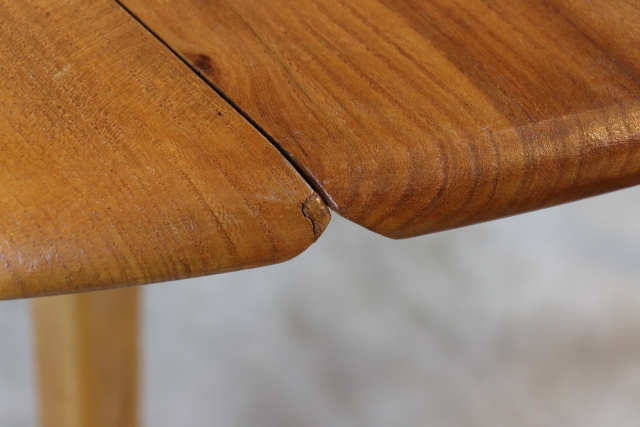 ercol　アーコール　ダイニングテーブル　バタフライテーブル　ラウンド　ヴィンテージ　イギリス
