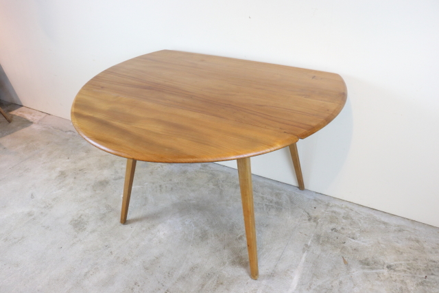 ercol　アーコール　ダイニングテーブル　バタフライテーブル　ラウンド　ヴィンテージ　イギリス