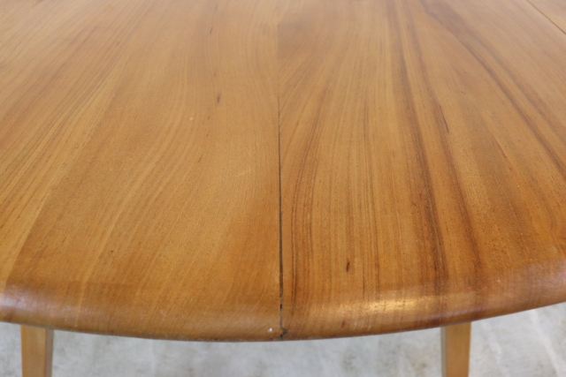 ercol　アーコール　ダイニングテーブル　バタフライテーブル　ラウンド　ヴィンテージ　イギリス