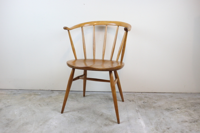 ercol　アーコール　カウホーンチェア　スモーカーズチェア　イギリス　ヴィンテージ