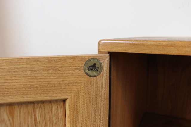 ercol　アーコール　サイドボード　収納家具　キャスター付　ヴィンテージ　イギリス