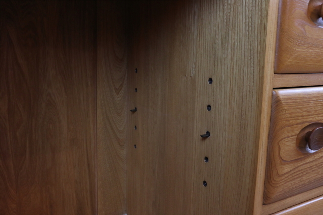 ercol　アーコール　サイドボード　収納家具　キャスター付　ヴィンテージ　イギリス