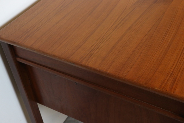 デンマーク　北欧　ヴィンテージ　デスク　机　チーク