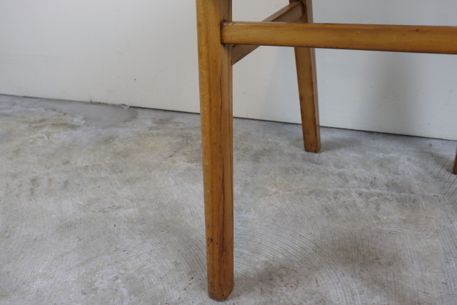 イギリス　ヴィンテージ　チェア　レトロ　ポップ