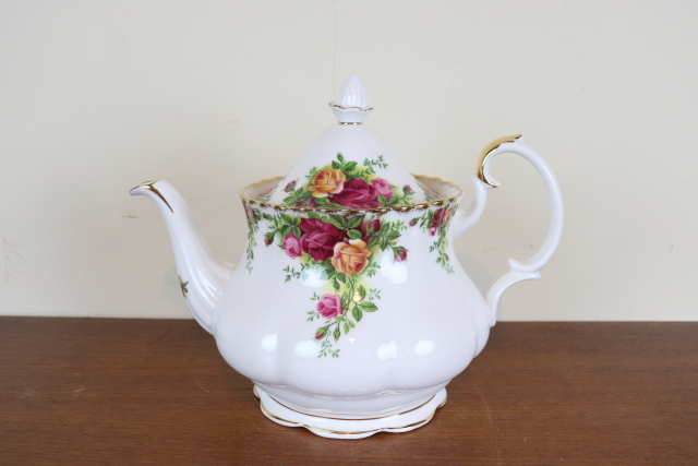 ロイヤルアルバート　オールドカントリーローズ　ヴィンテージ　ポット　イギリス　バラ