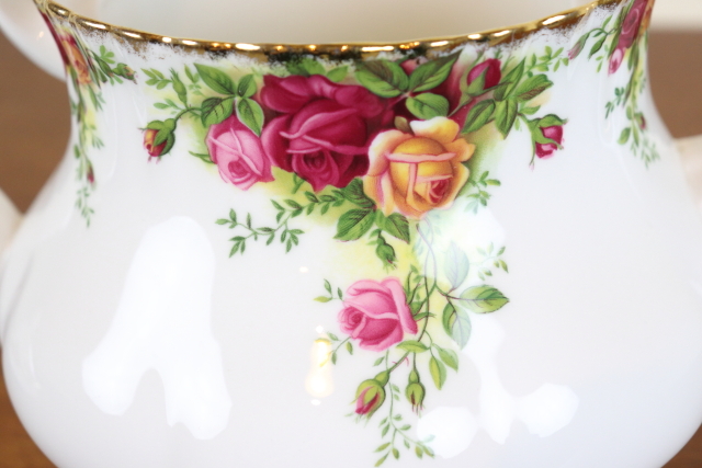 ロイヤルアルバート ROYAL ALBERT オールドカントリーローズ ポット