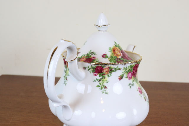 ロイヤルアルバート ROYAL ALBERT オールドカントリーローズ ポット