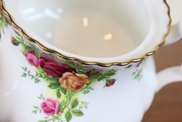 ロイヤルアルバート ROYAL ALBERT オールドカントリーローズ ポット