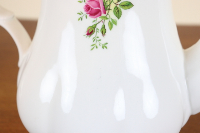 ロイヤルアルバート　オールドカントリーローズ　ヴィンテージ　ポット　イギリス　バラ