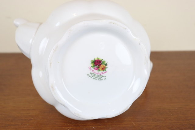 ロイヤルアルバート　オールドカントリーローズ　ヴィンテージ　ポット　イギリス　バラ
