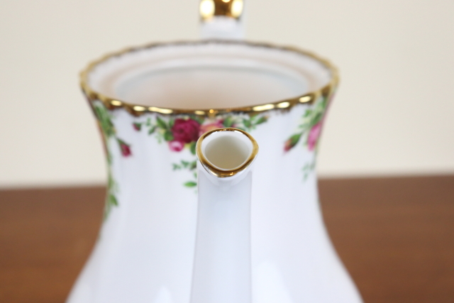 ロイヤルアルバート　オールドカントリーローズ　ヴィンテージ　ポット　イギリス　バラ