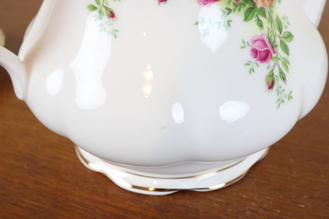 ロイヤルアルバート　オールドカントリーローズ　ヴィンテージ　ポット　イギリス　バラ