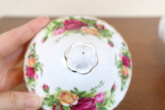 ロイヤルアルバート　オールドカントリーローズ　ヴィンテージ　ポット　イギリス　バラ